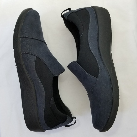 clarks sillian paz navy